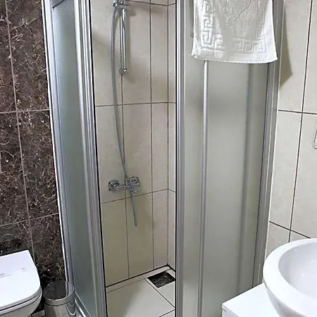 Otel Garra 3*